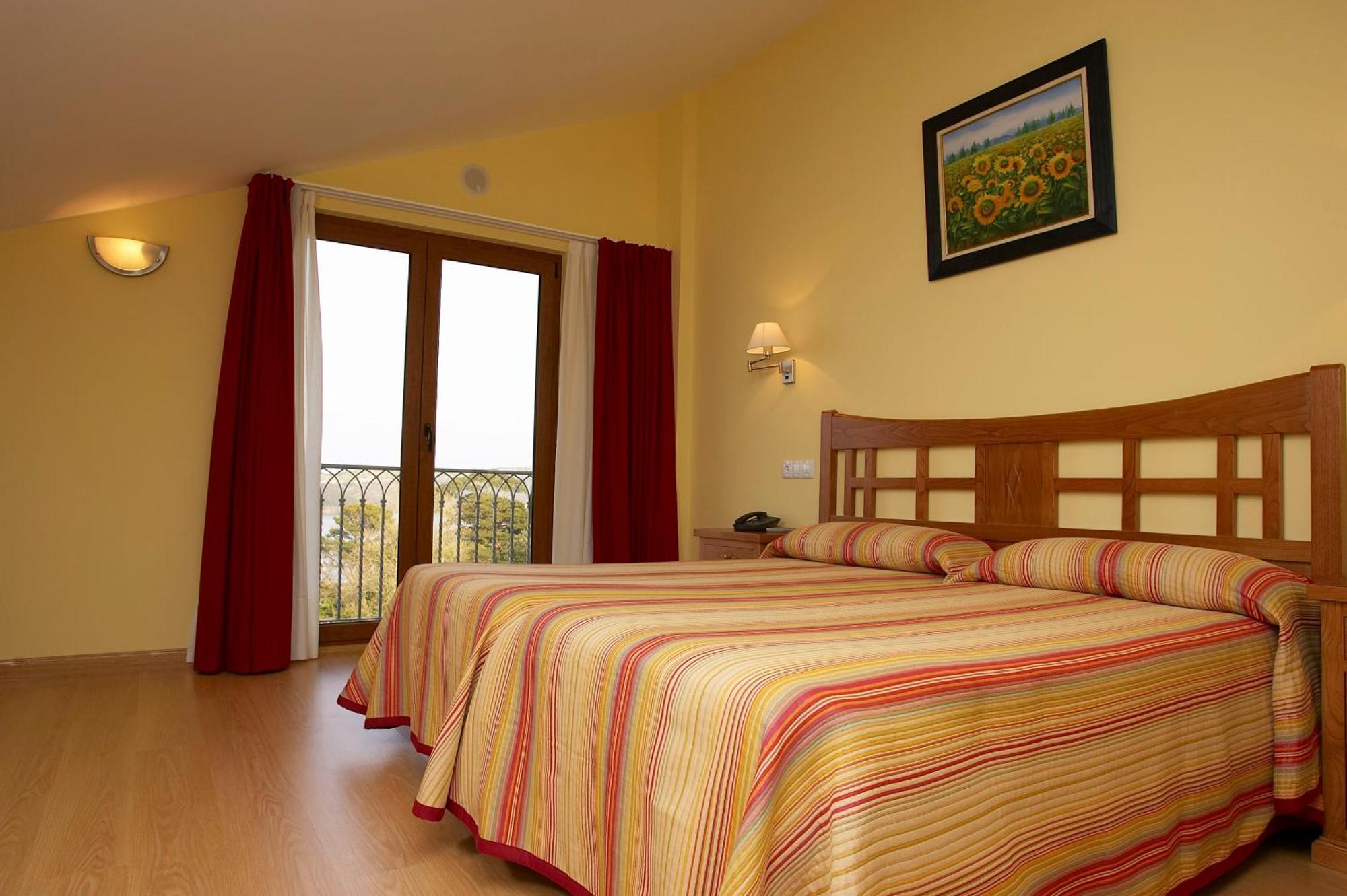 Hotel Azul De Galimar 산비센테데라바케라 외부 사진